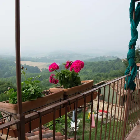 Monferrato La Casa Sui Tetti