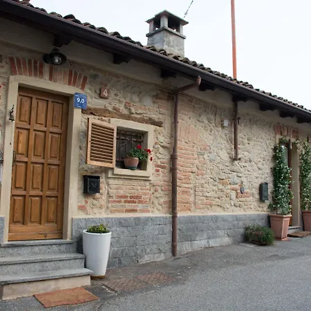 ベッド・アンド・ブレックファスト Monferrato La Casa Sui Tetti