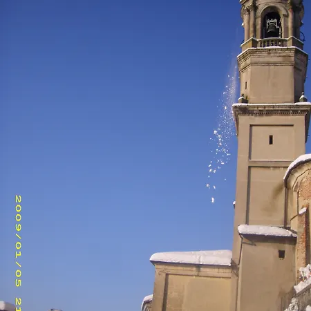 B&B Monferrato La Casa Sui Tetti 3*