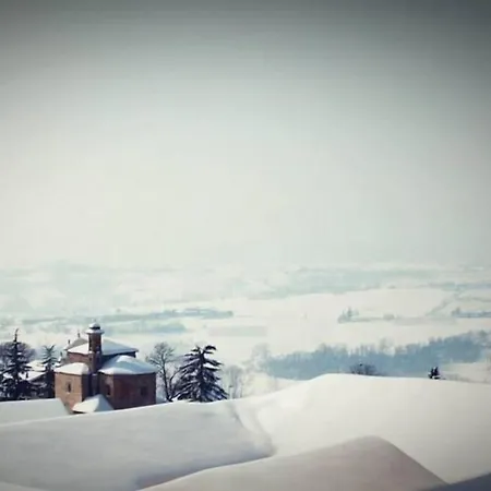 Monferrato La Casa Sui Tetti ベッド・アンド・ブレックファスト 3*
