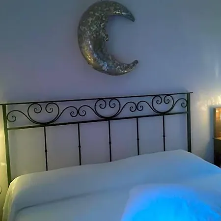 Monferrato La Casa Sui Tetti Bed & Breakfast 3*