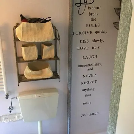 Monferrato La Casa Sui Tetti 3* 무리센고