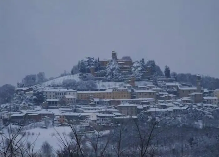 Monferrato La Casa Sui Tetti Frühstückspension Murisengo